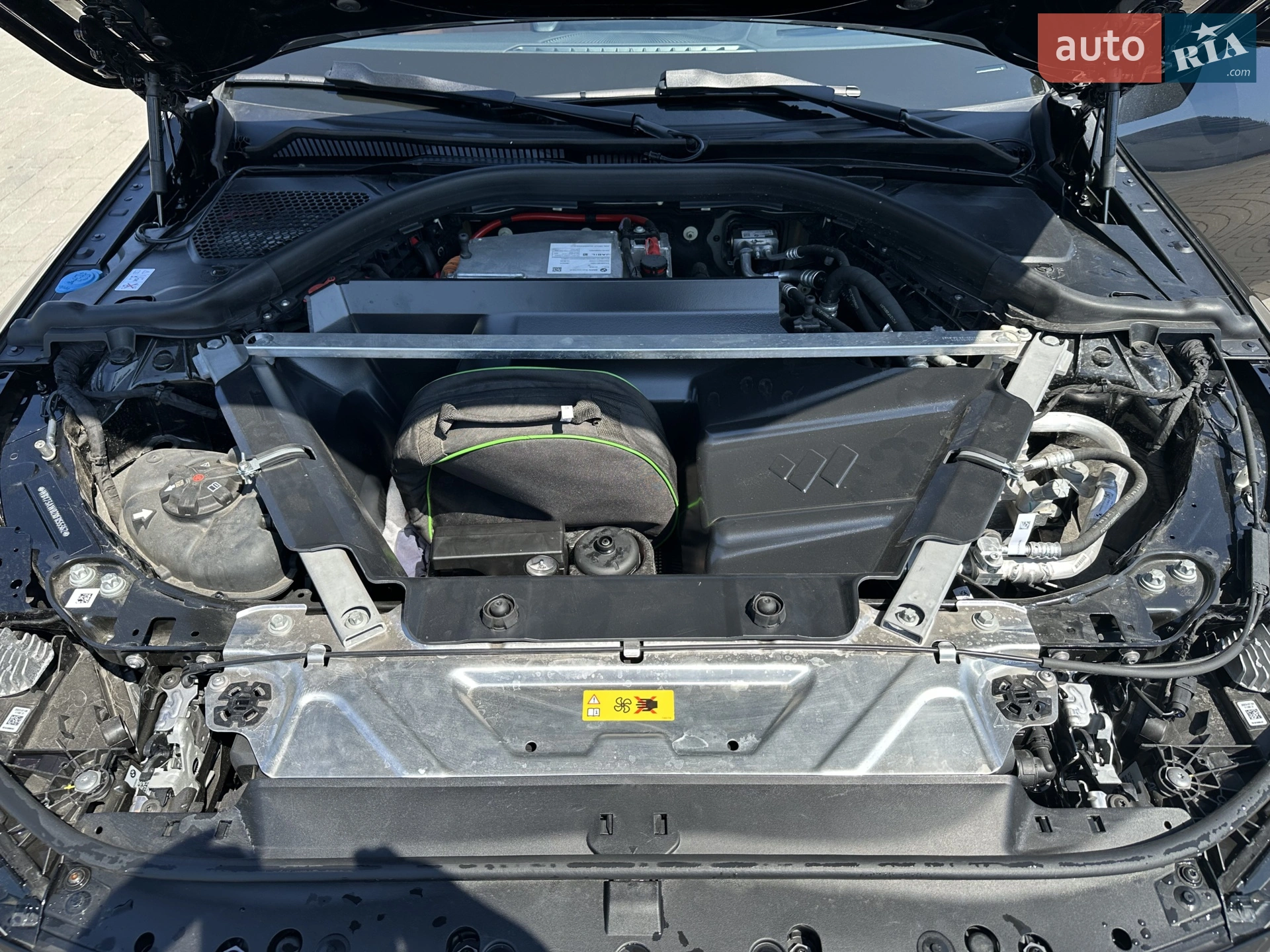 2023 BMW i4 - мініатюра 14
