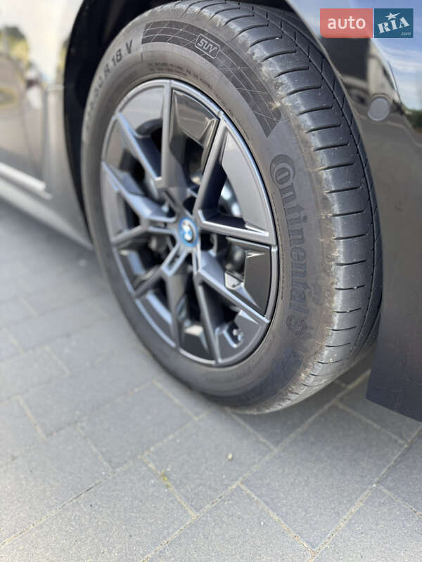 Купе BMW i4 2023 в Иршаве