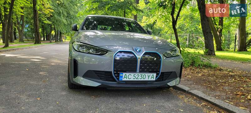 Купе BMW i4 2023 в Киеве фото 3 Купе BMW i4 2023 в Киеве