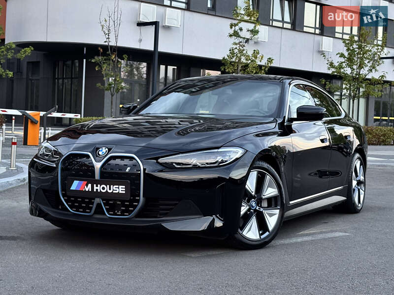 BMW i4 2023