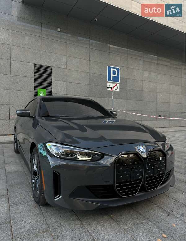 Купе BMW i4 2022 в Киеве
