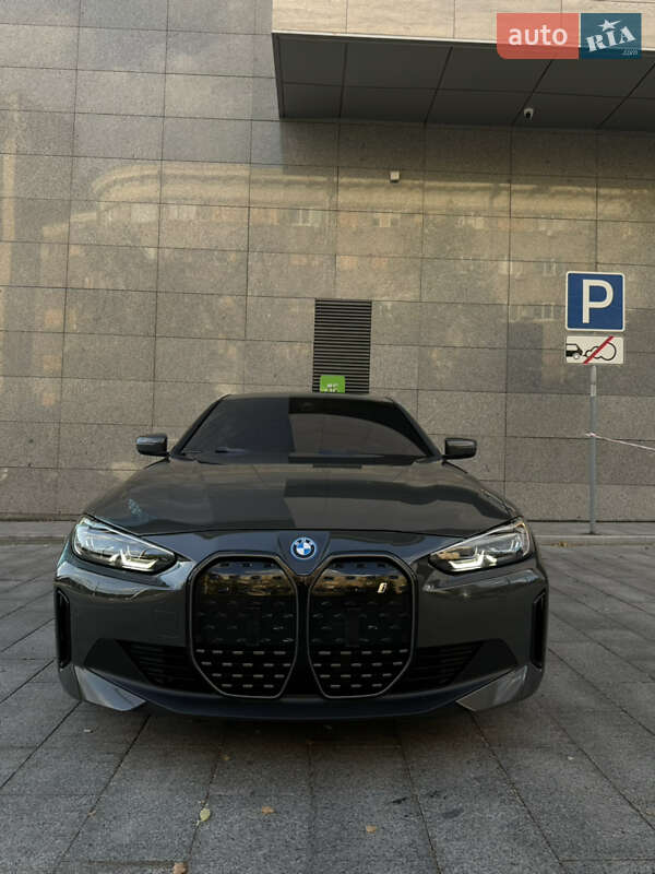 Купе BMW i4 2022 в Киеве