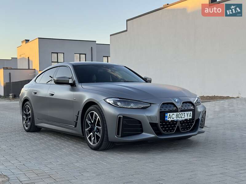 BMW i4 2023