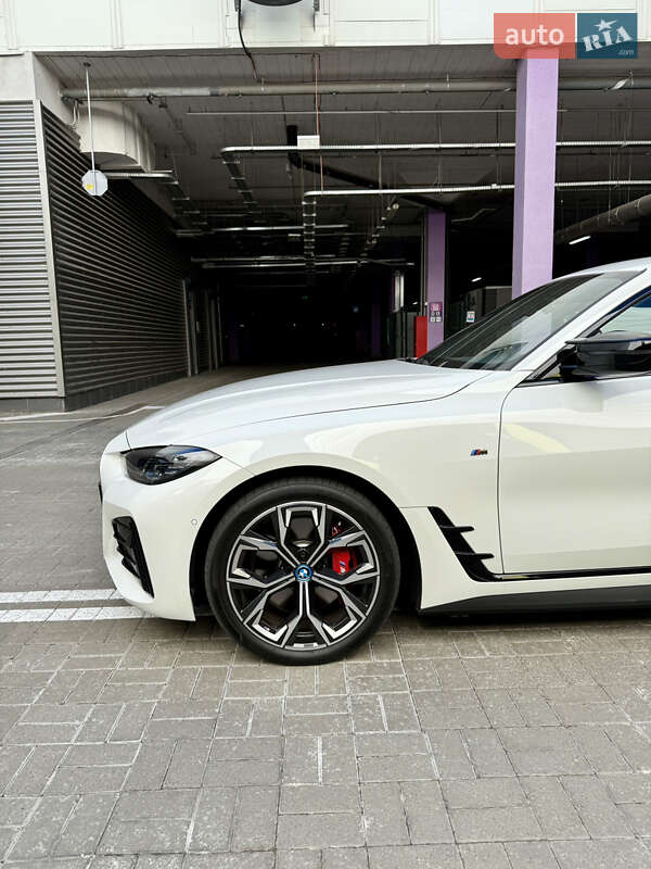 Купе BMW i4 2023 в Киеве фото 9 Купе BMW i4 2023 в Киеве