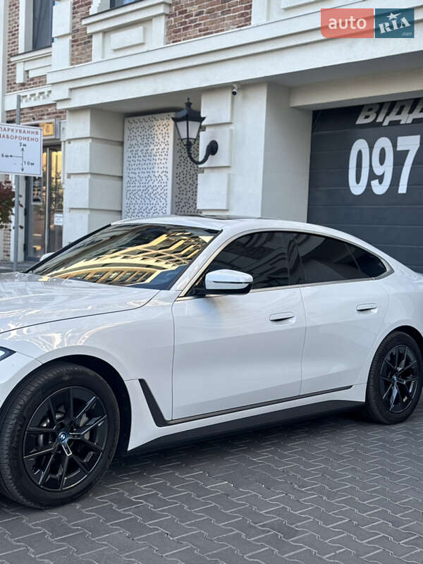 Купе BMW i4 2023 в Белой Церкви