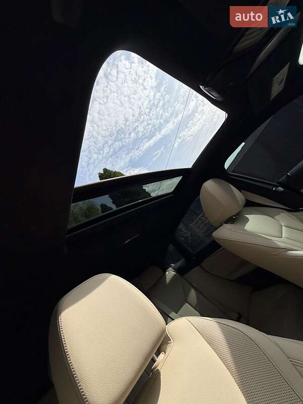 Купе BMW i4 2022 в Львове