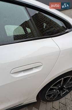 Купе BMW i4 2022 в 