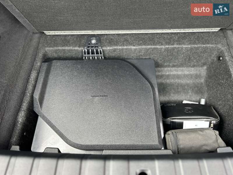 Купе BMW i4 2023 в Львові