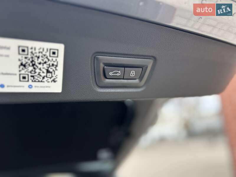 Купе BMW i4 2023 в Львові