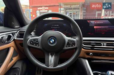Купе BMW i4 2022 в 