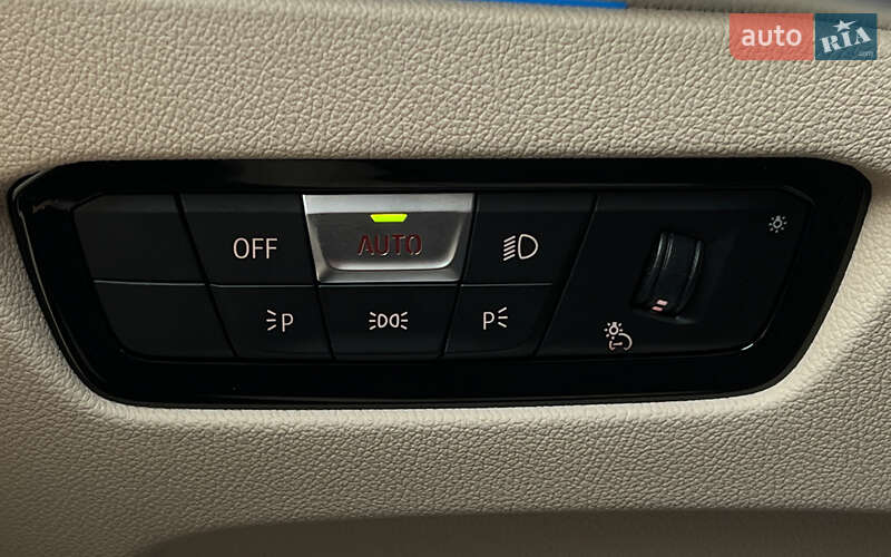 Купе BMW i4 2023 в Львове