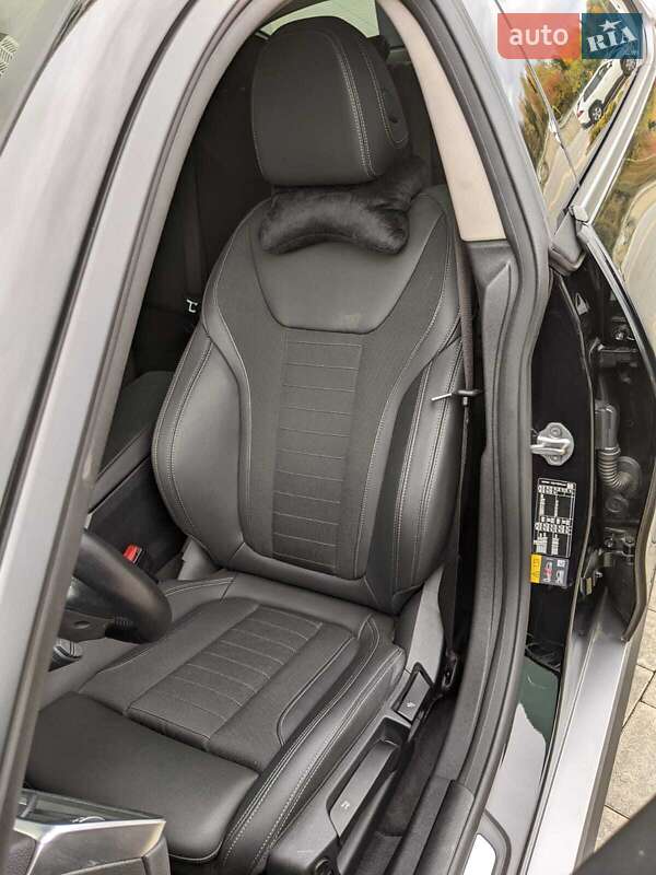 Купе BMW i4 2023 в Ужгороде