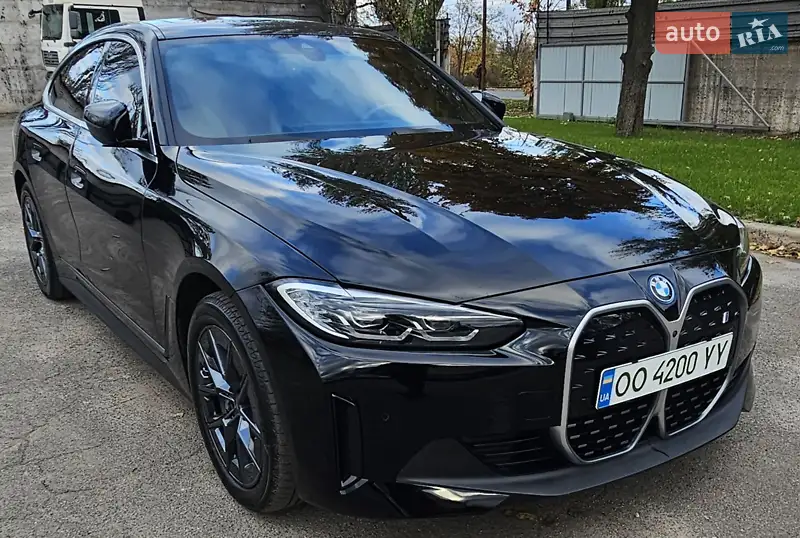 BMW i4