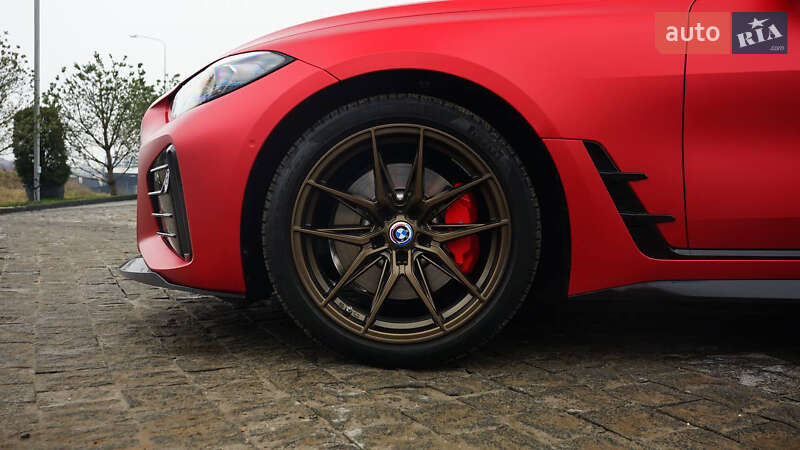 Купе BMW i4 2022 в Львове