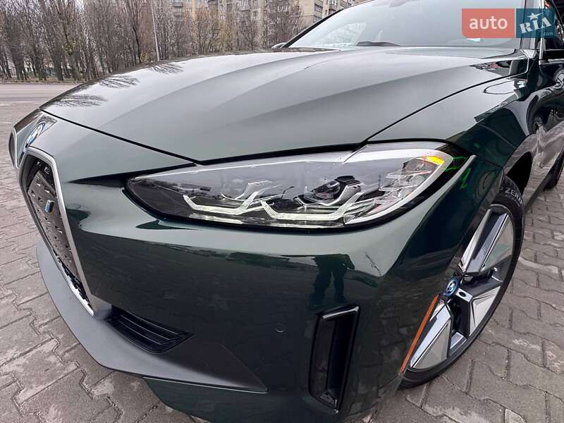 Купе BMW i4 2023 в Киеве фото 17 Купе BMW i4 2023 в Киеве