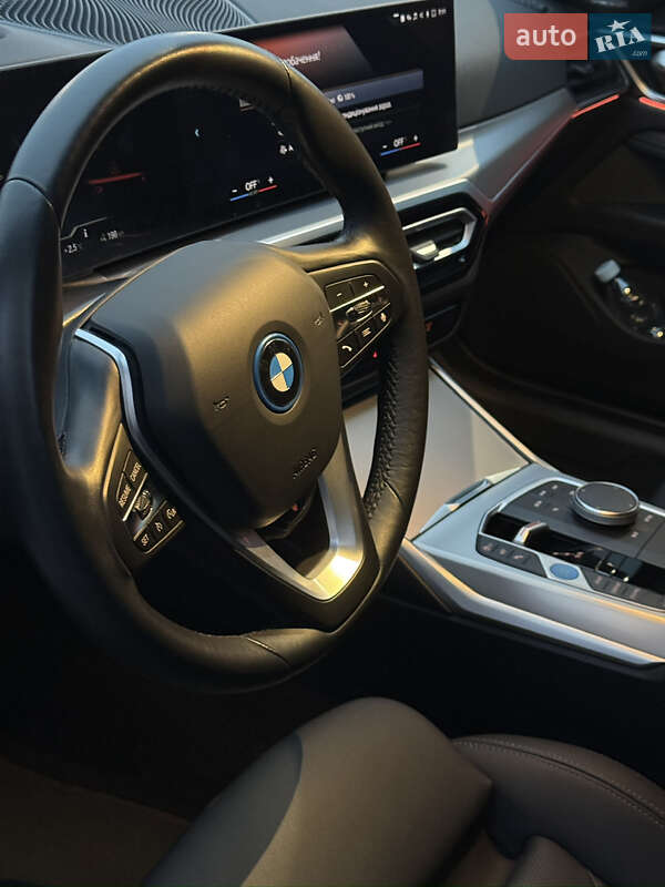 Купе BMW i4 2023 в Киеве фото 18 Купе BMW i4 2023 в Киеве