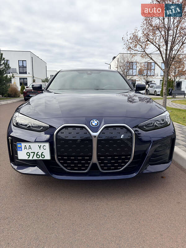 Купе BMW i4 2023 в Киеве