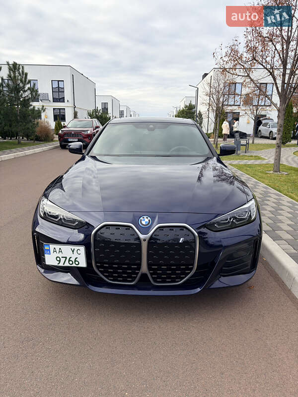 Купе BMW i4 2023 в Киеве