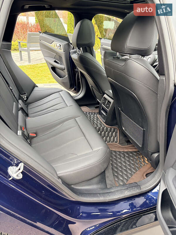 Купе BMW i4 2023 в Киеве