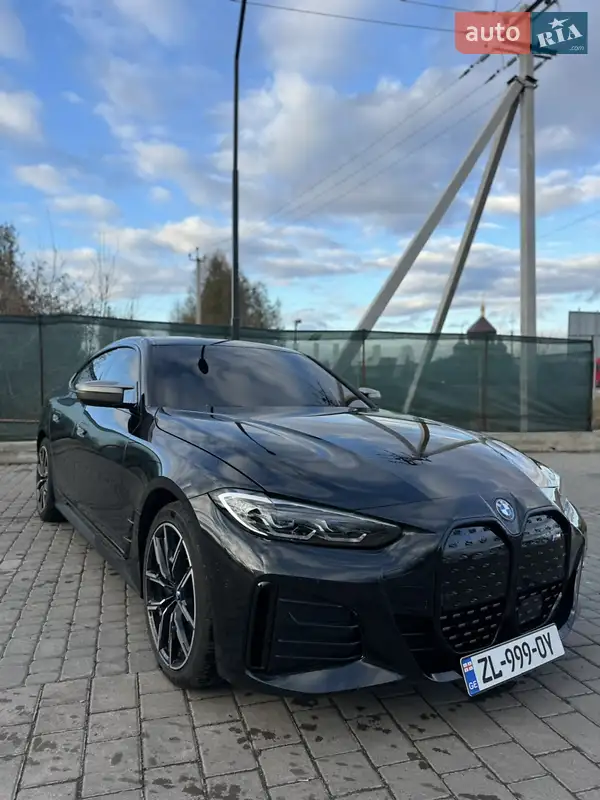 BMW i4
