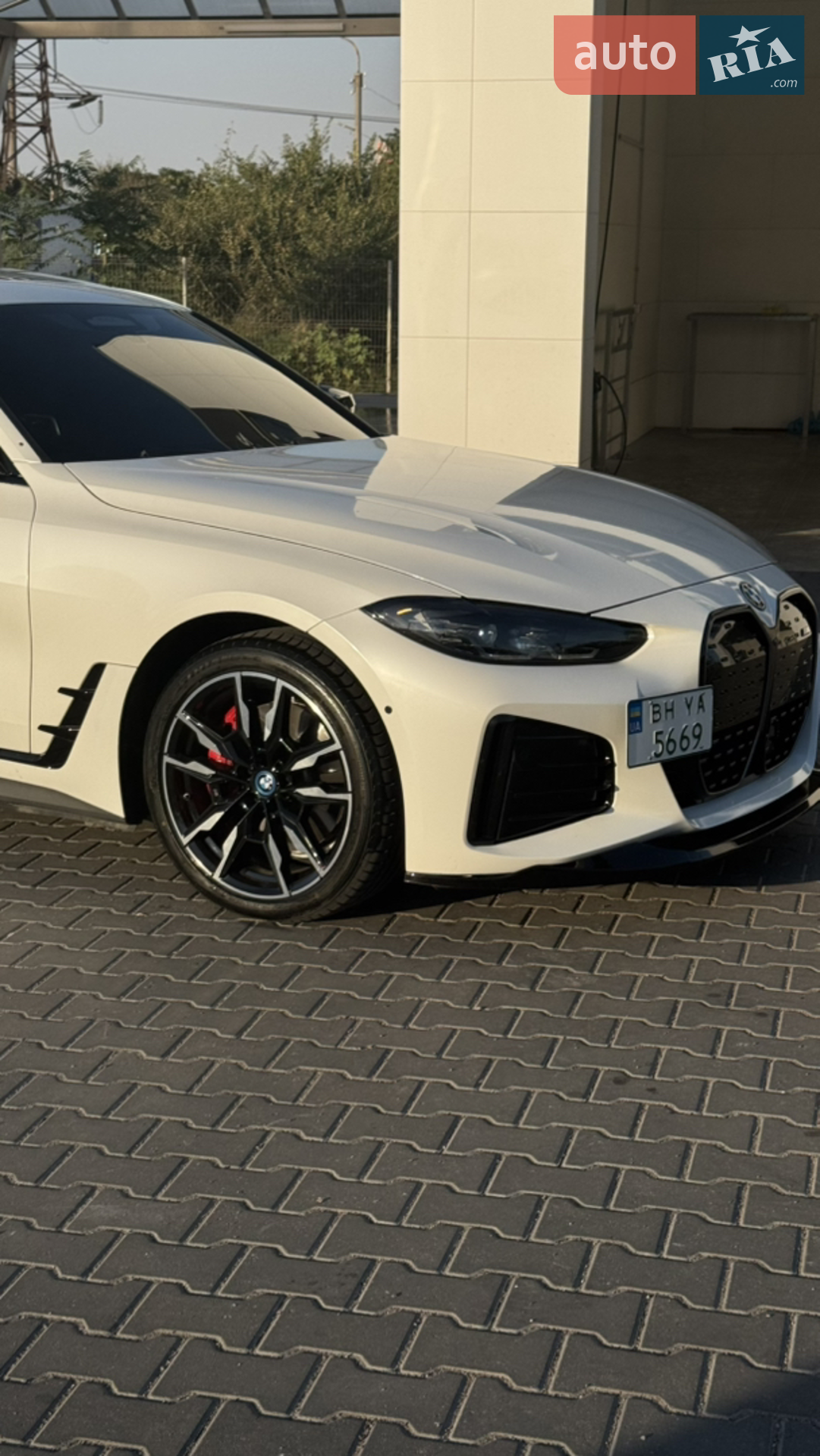 2022 BMW i4 - мініатюра 3