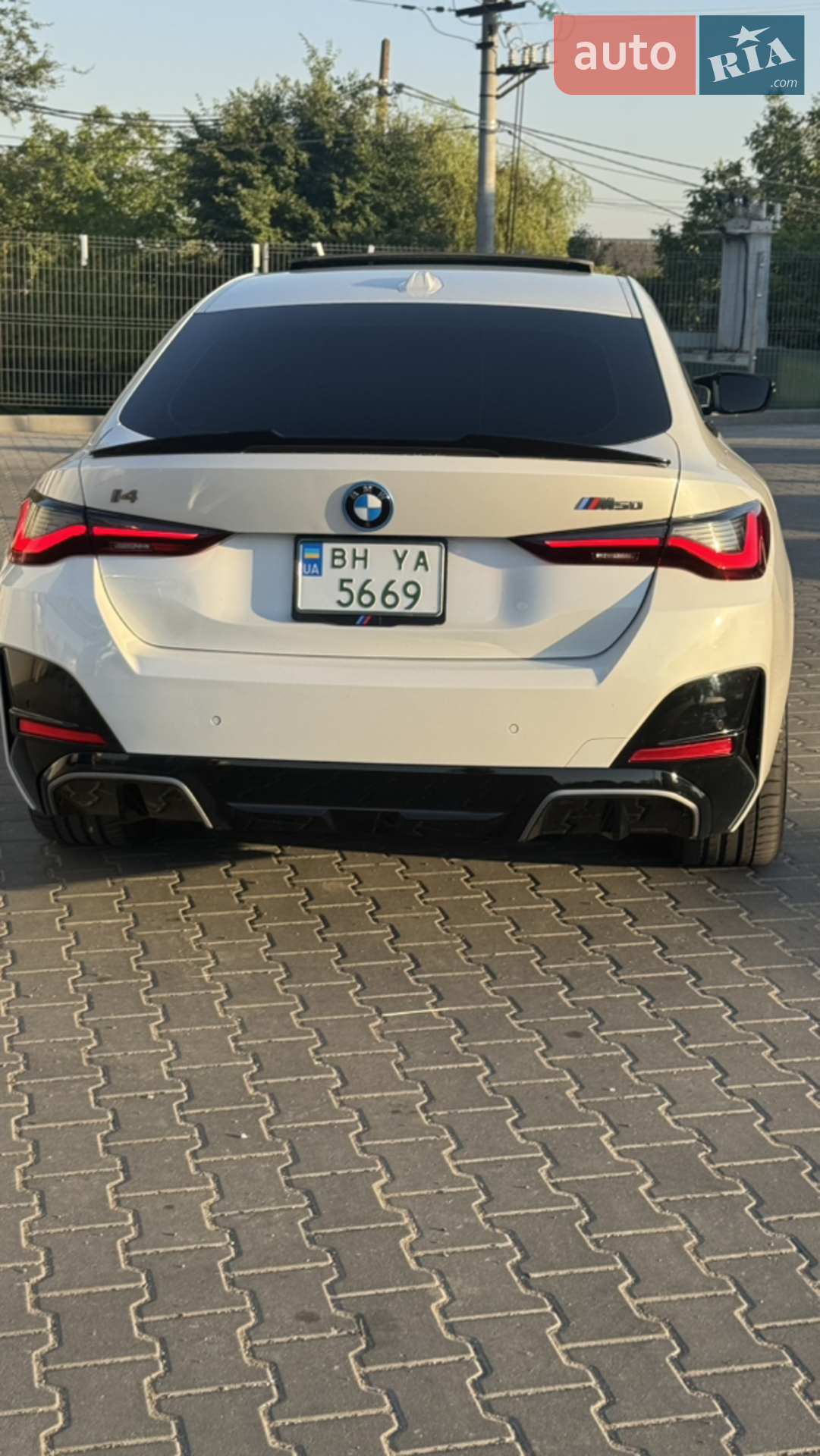 2022 BMW i4 - мініатюра 8