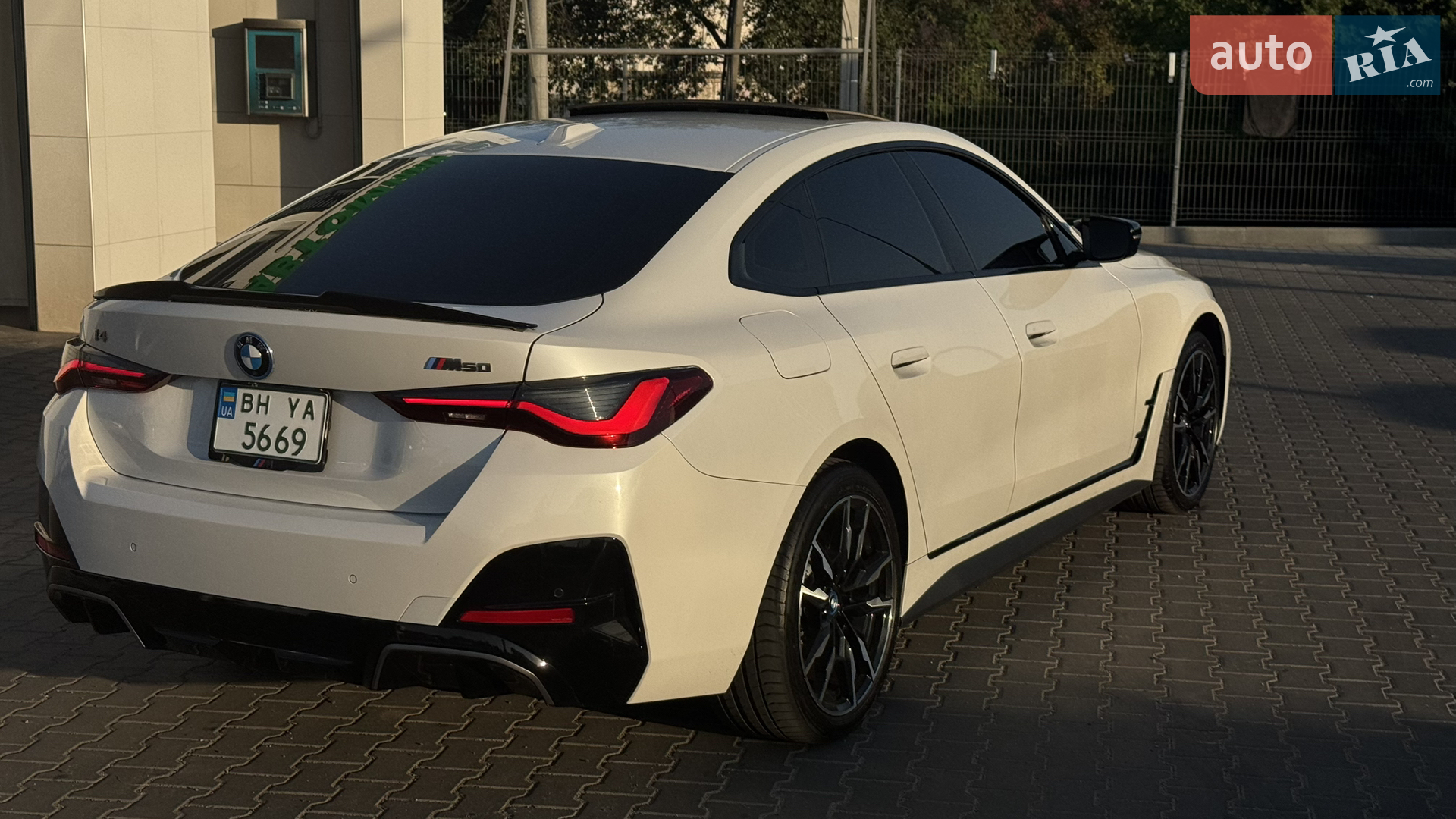 2022 BMW i4 - мініатюра 10