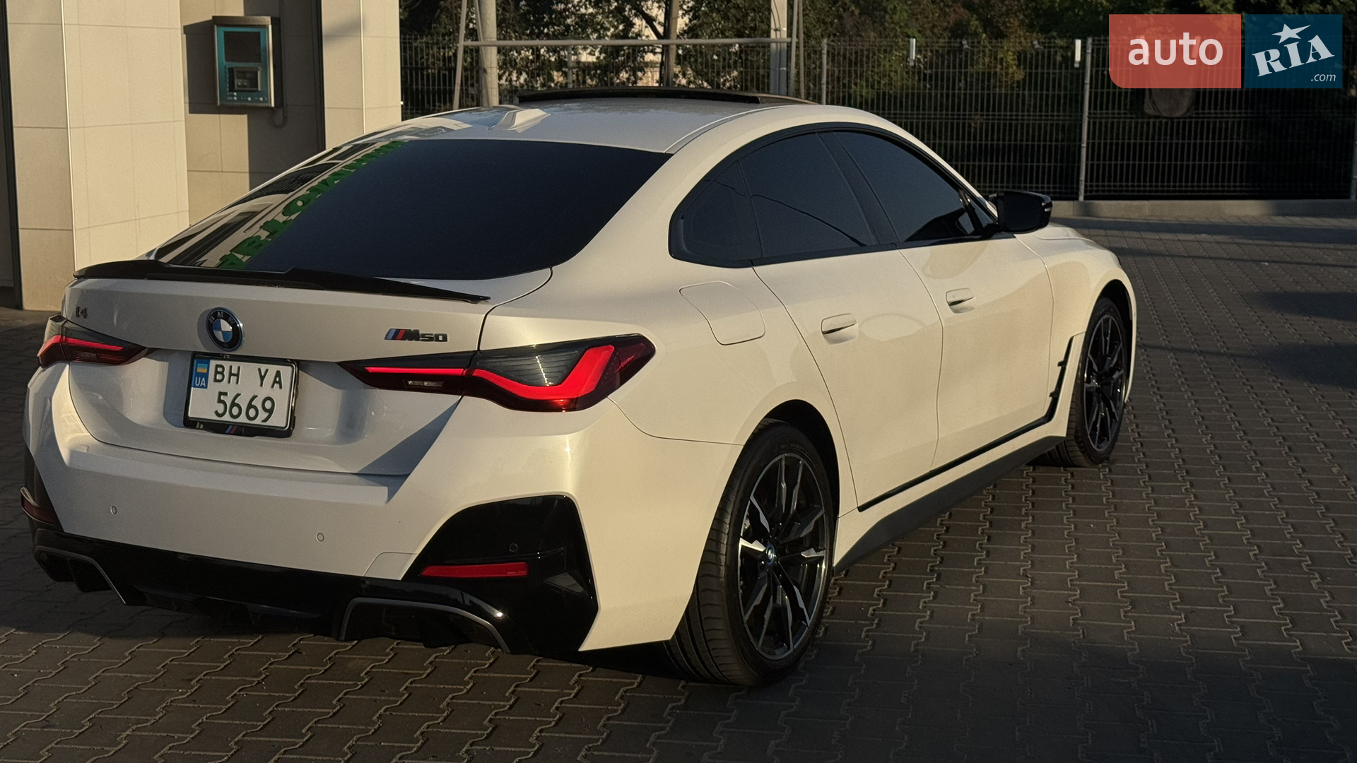 2022 BMW i4 - мініатюра 9
