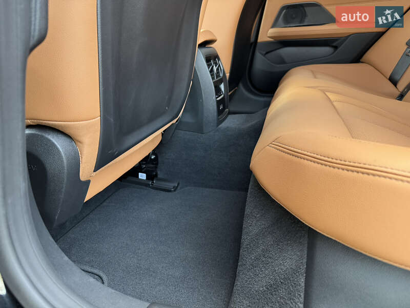 Купе BMW i4 2024 в Измаиле