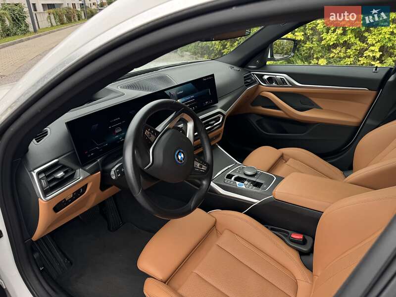 Купе BMW i4 2023 в Ужгороде