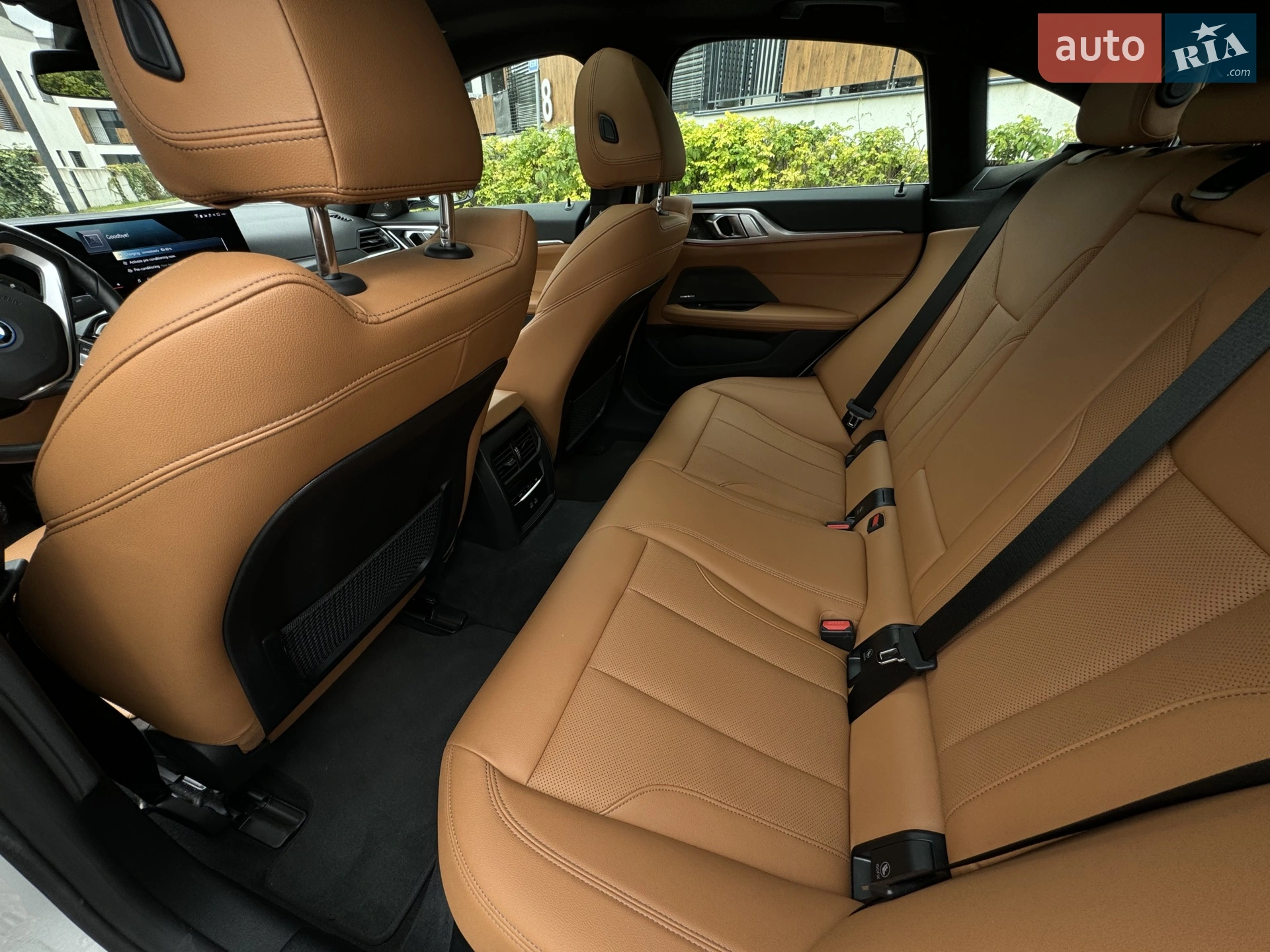 2023 BMW i4 - мініатюра 23