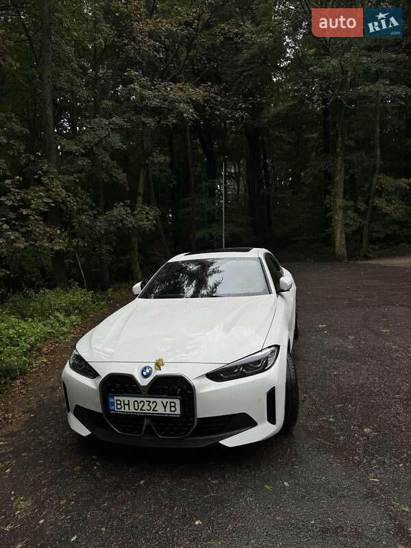 Купе BMW i4 2023 в Ужгороде