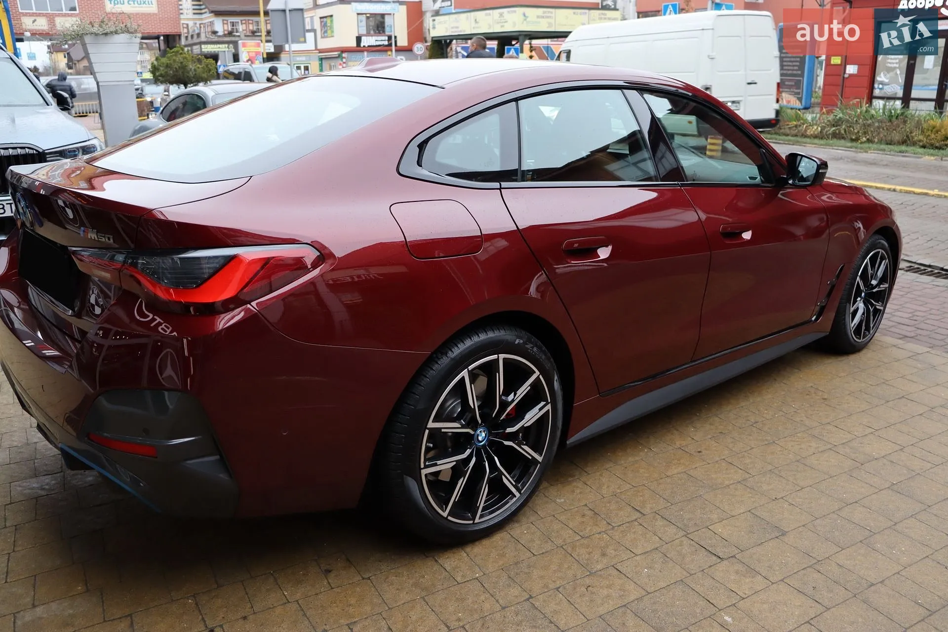 2024 BMW i4 - мініатюра 3