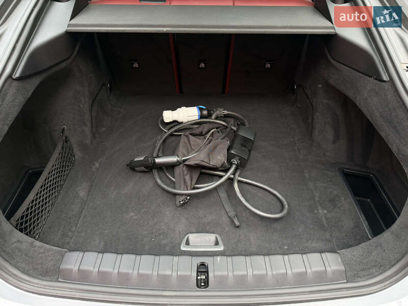 Купе BMW i4 2024 в Киеве фото 33 Купе BMW i4 2024 в Киеве