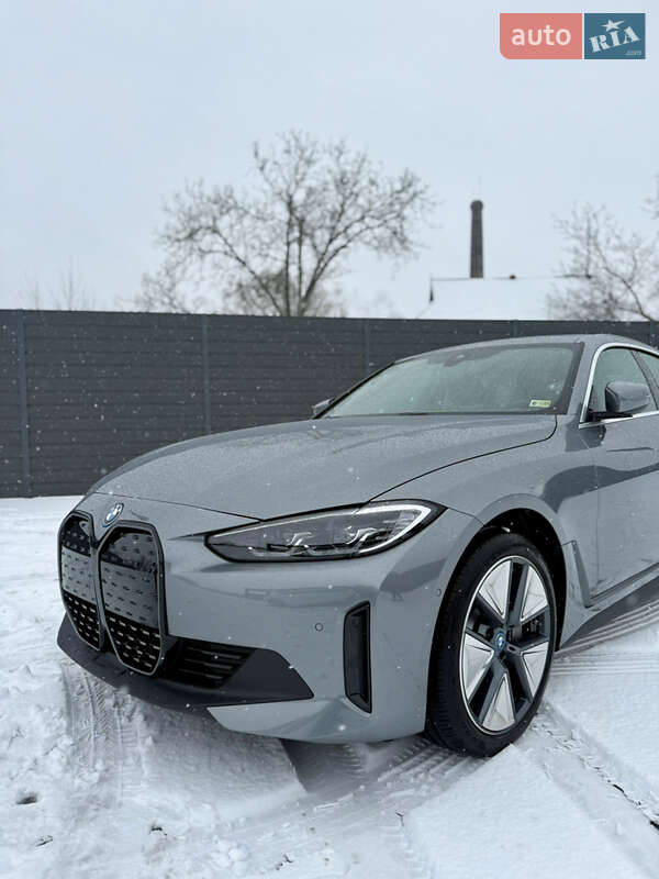 Купе BMW i4 2024 в Киеве