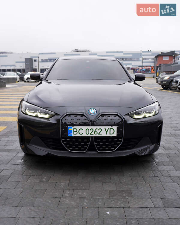 BMW i4 2023