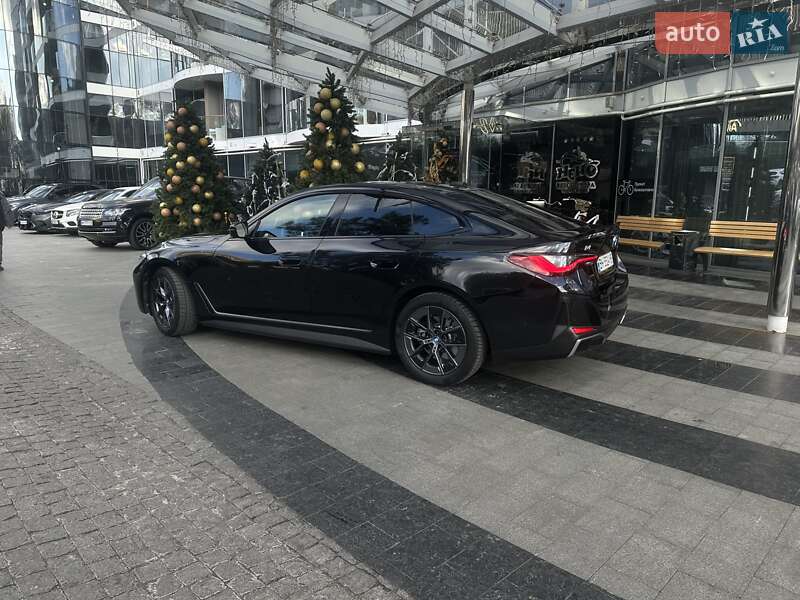 Купе BMW i4 2023 в Одесі