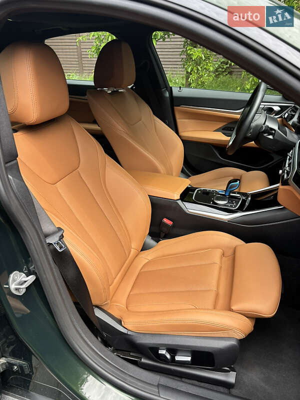 Купе BMW i4 2022 в Львове