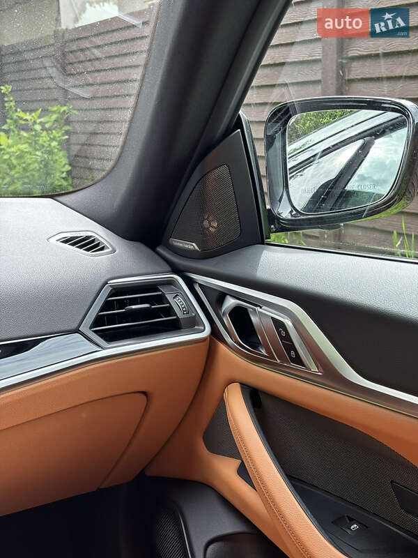 Купе BMW i4 2022 в Львове