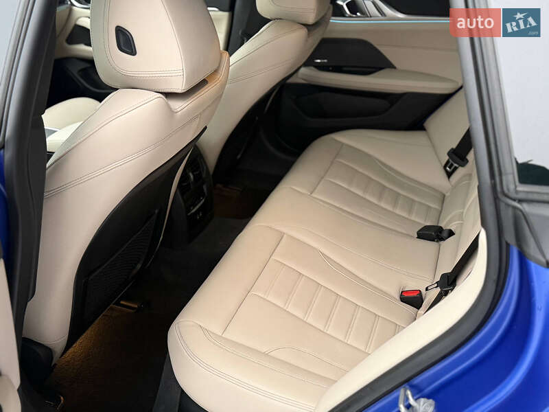 Купе BMW i4 2022 в Киеве