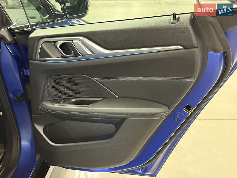 Купе BMW i4 2022 в Владимире