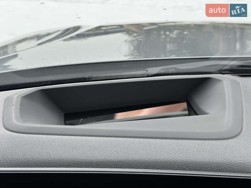 Купе BMW i4 2022 в Самборе