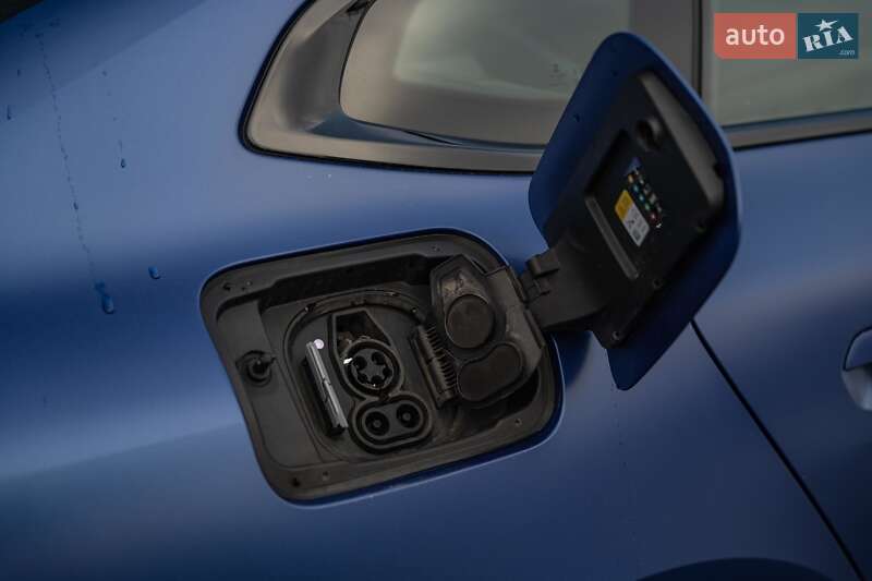 Купе BMW i4 2022 в Черновцах