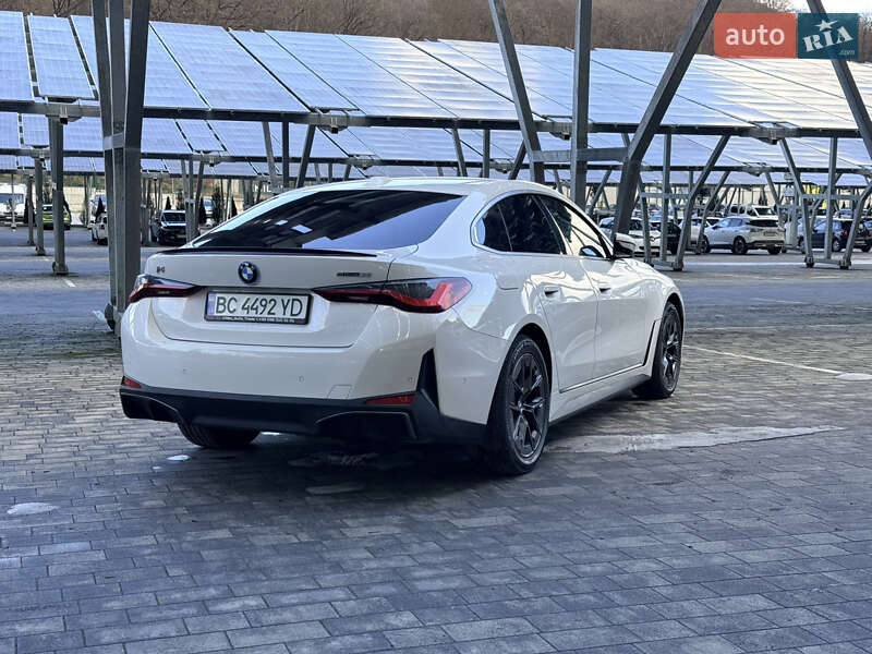 Купе BMW i4 2024 в Львове