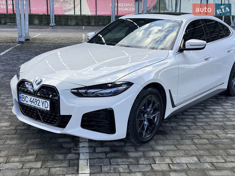 Купе BMW i4 2024 в Львове
