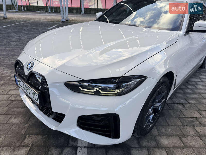 Купе BMW i4 2024 в Львове
