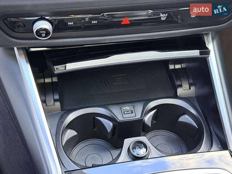 Купе BMW i4 2024 в Львове