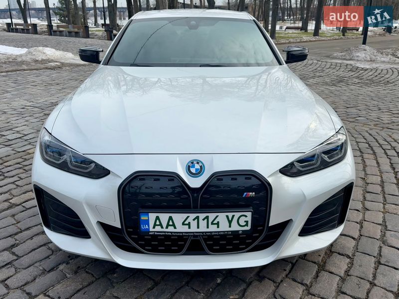 Купе BMW i4 2024 в Києві