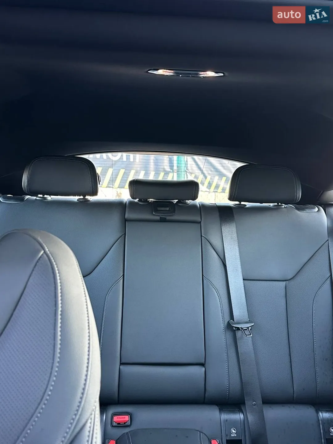 2023 BMW i4 - мініатюра 15