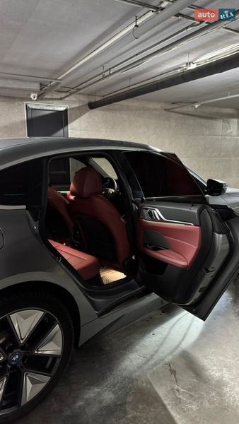 Купе BMW i4 2024 в Львове